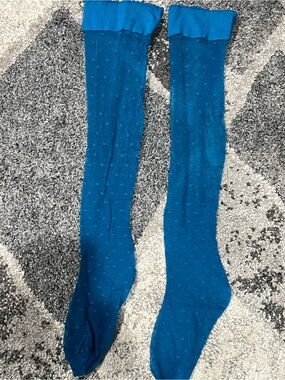 NWOT Blue Sheer Polka Dot Knee-High Socks